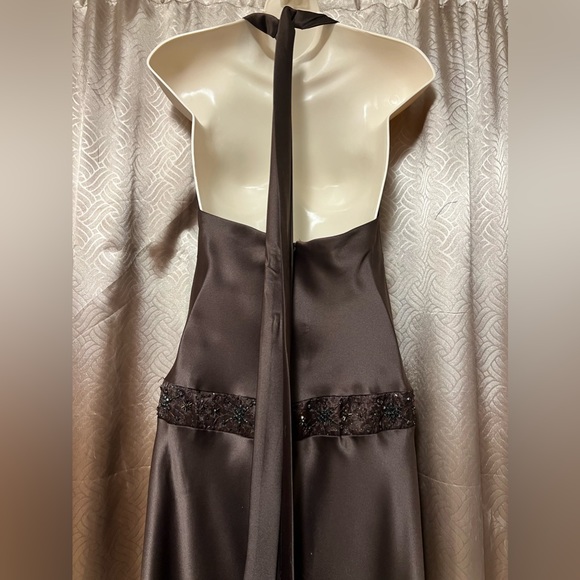 Brown Satin Dress with Beading - Picture 4 of 4